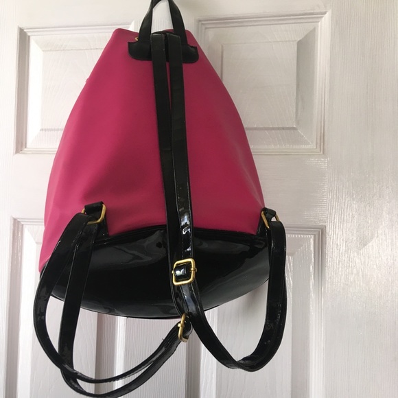 Juicy Couture pink polyester drawstring backpack 13”deep 15” wide - Picture 3 of 8
